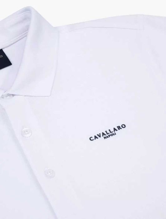 НОВА оригинална мъжка памучна бяла поло тениска с яка CAVALLARO NAPOLI размер L от Италия