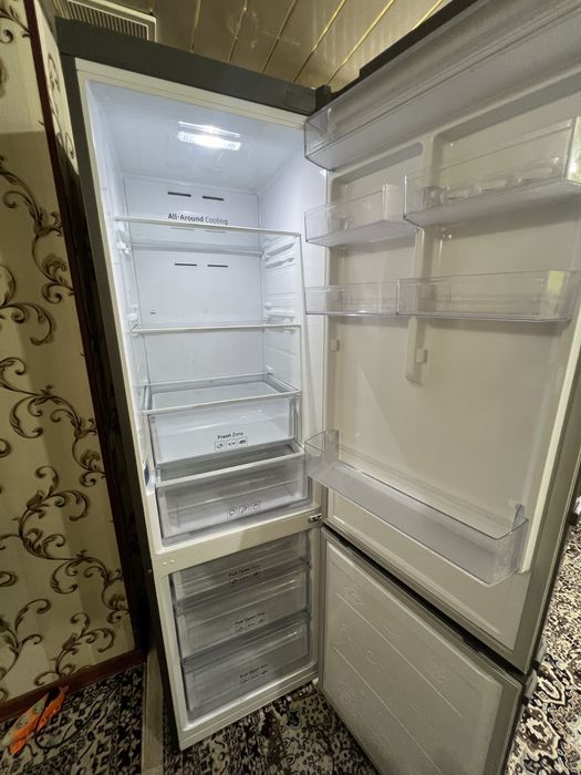 Samsung  холодилник