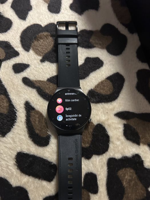 Huawei wach 4 Pro si Gt 2 pro