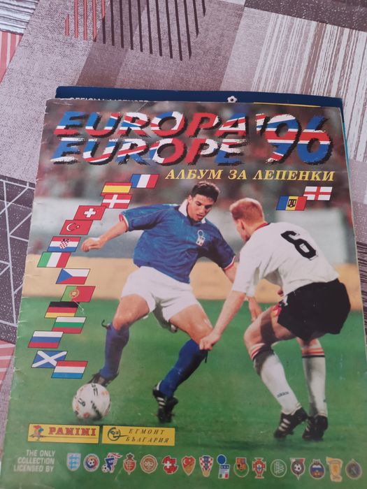 Футболни албуми panini