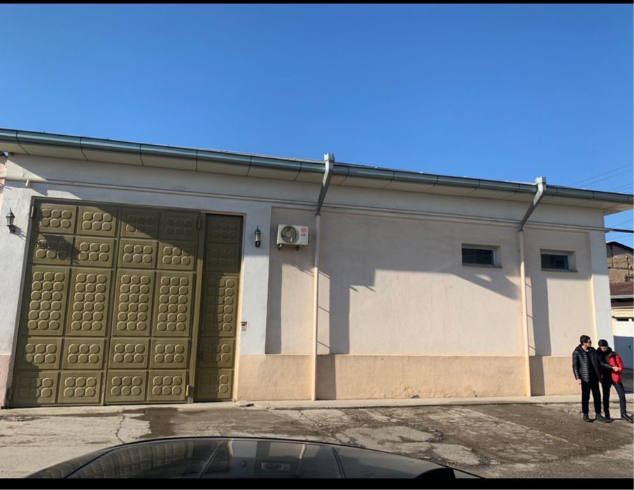 Нурафшон кучадан кирганда 50 метр Бурчак 6 сотка под нежилой