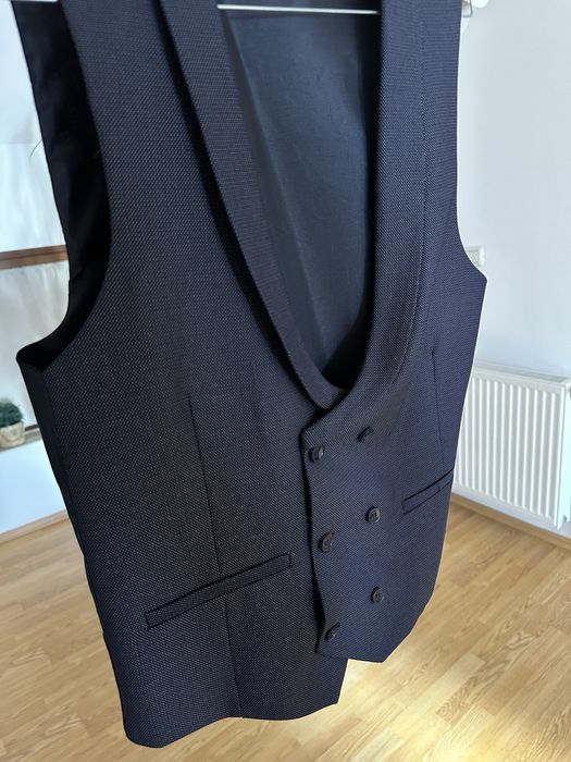 Set sacou si vesta, costum, barbati