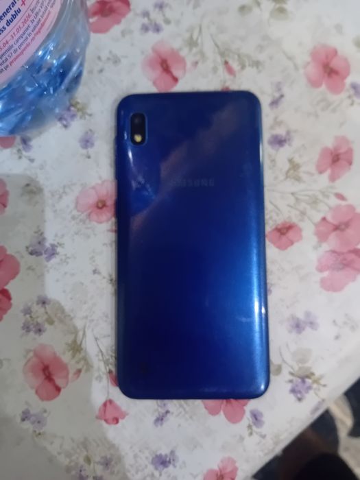Vând samsung a10