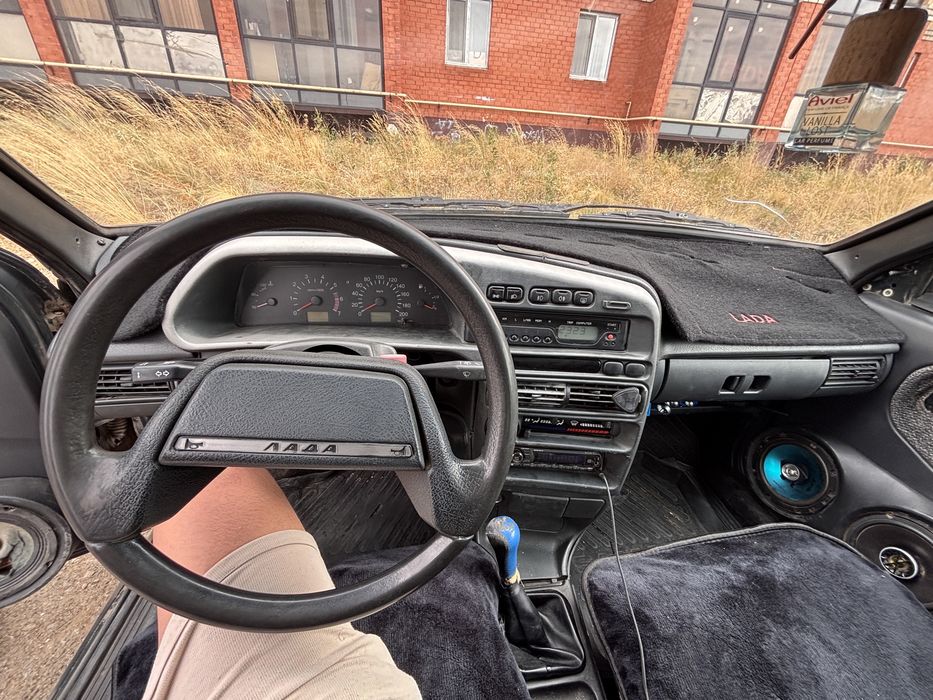 Ваз 2115 1.6 бензин 2002г