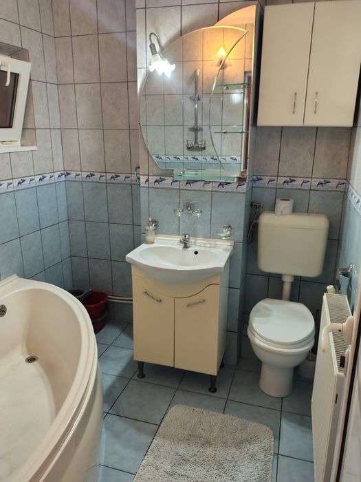 Inchiriez apartament 2 camere
