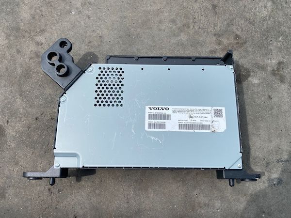 Statie audio VOLVO XC90 V90 S60 2015+ 32265384