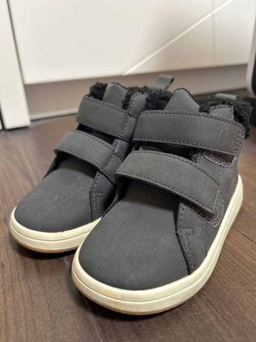 Топли есенни боти h&m