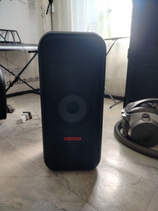 Продам колонка LG XL 7S