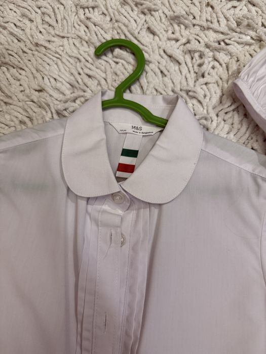 Школьные рубашки в отличном состоянии .