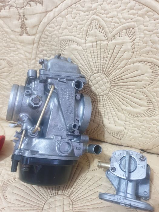 Carburator suzuki GS 500 MIKUNI