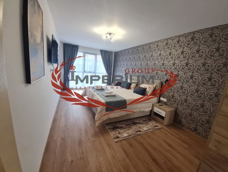 Дава се под наем Тристаен апартамент в Варна, Център - 100 кв.м за 1224 € - Снимка #2