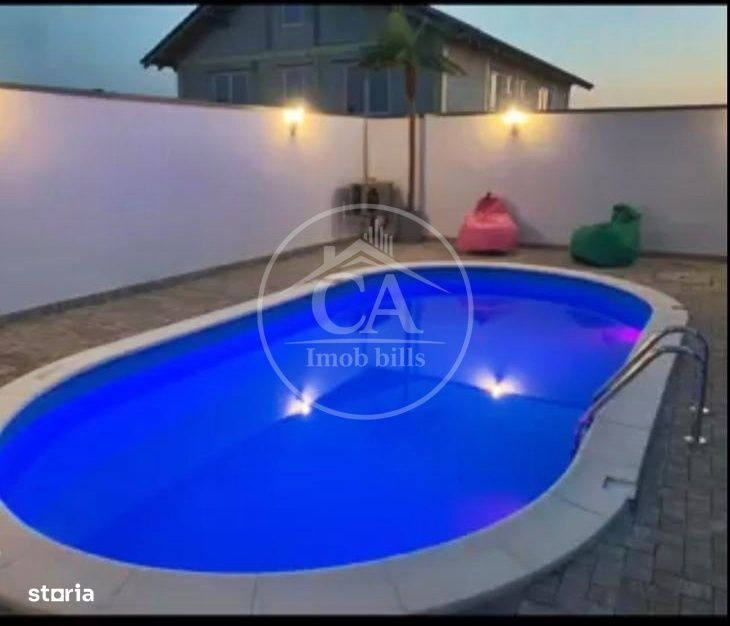 Casa de vanzare cu 4 camere si piscina in Cihei, Bihor
