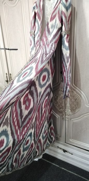 Срочно сотилади. Адрас ансамбль.