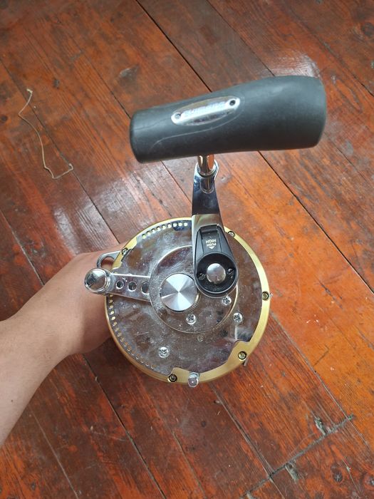 Катушка Shimano Tiagra 80W
