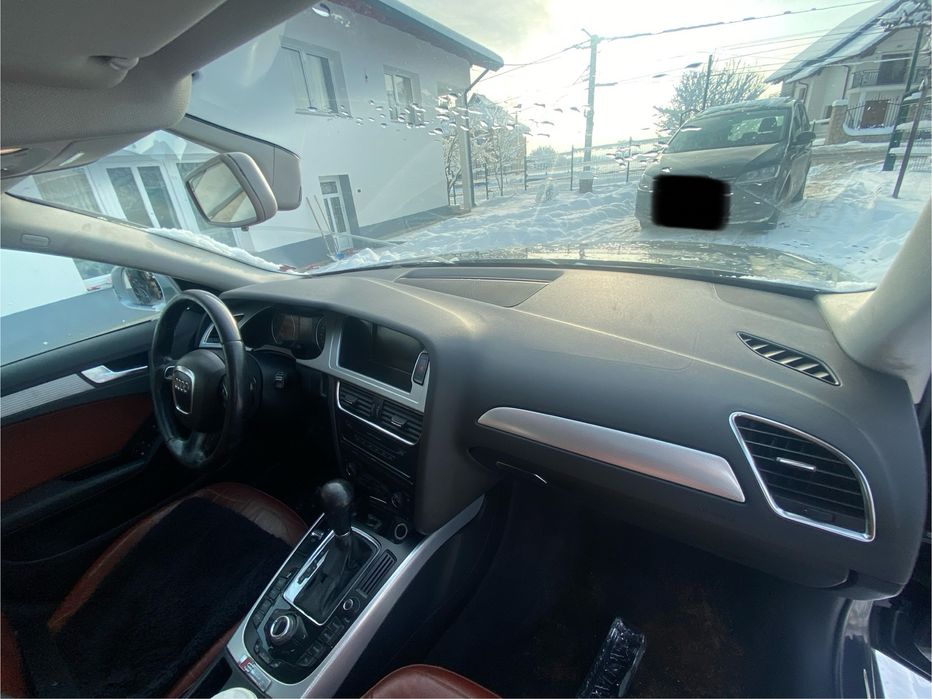 Dezmembrez Audi a4b8