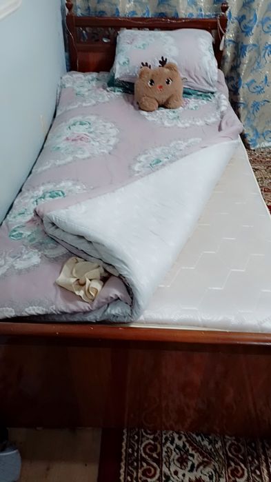 Продаётся спальни кровать ортопедические матрас