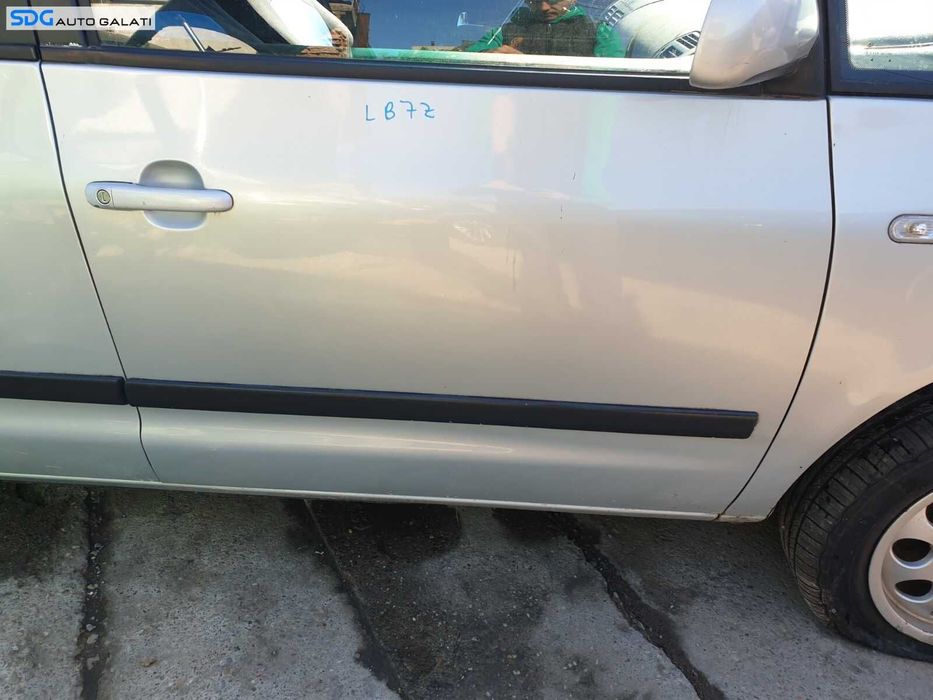 Usa Usi Portiera Portiere Dreapta Fata Dezechipata Volkswagen Sharan 2001 - 2010 Culoare LB7Z Cod udfsdgbvs2
