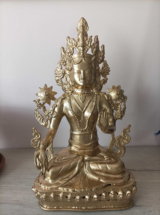 Масивна статуя на богиня Тара, 36 см, позлатена