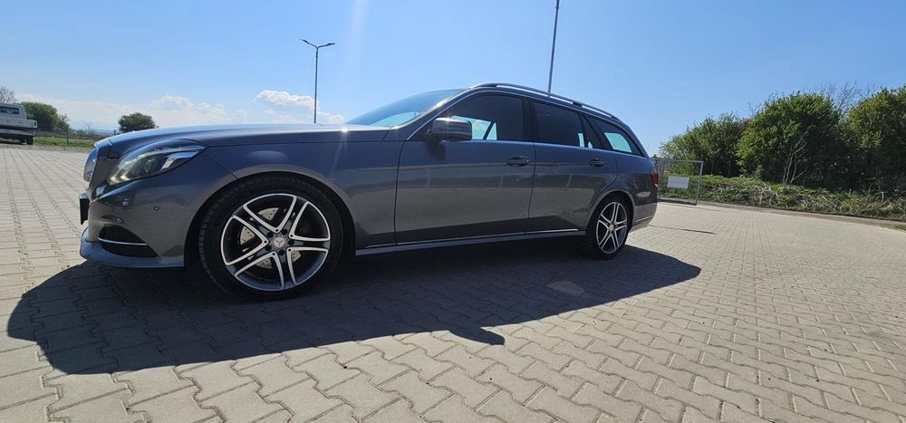 Mercedes-Benz E220