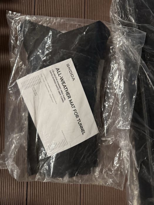 Tava / Pres porbagaj + tunel Skoda Superb originale. sigilate