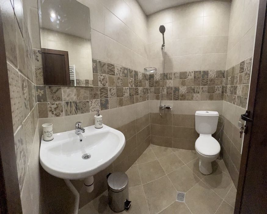 Къща/стаи за гости в гр. Лясковец