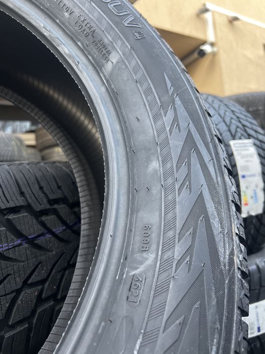 255 55 20 Nokian WR SUV 4 / Vulcanizare Non Stop