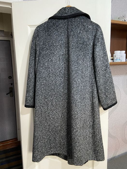 Пальто демисезонная серый