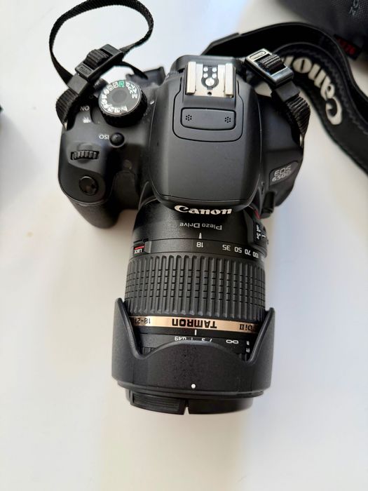 Aparat foto Canon DSLR 650D