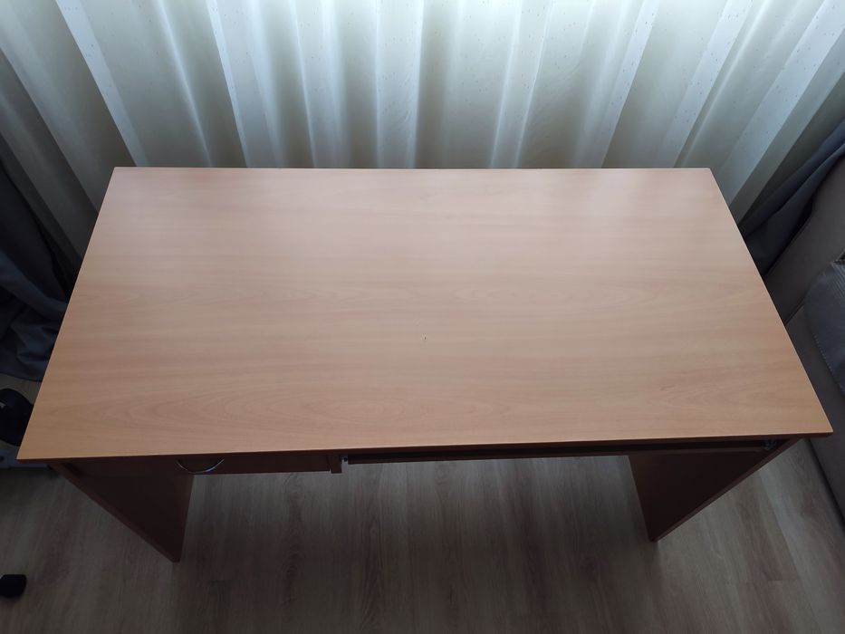 Бюро с размери 120/60/71