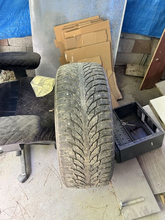 Hakkapeliitta 9 suv 275/65 r18