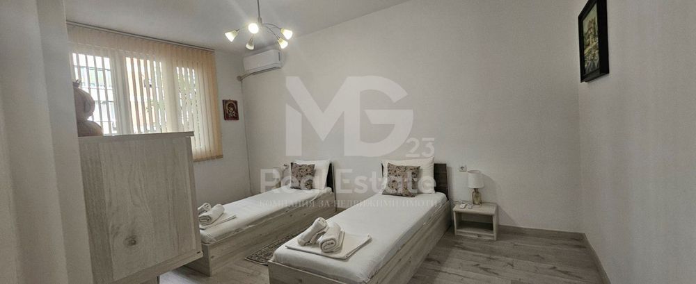 Продава се Тристаен апартамент в Пловдив, Каменица 1 - 110 кв.м за 1576 €/кв.м - Снимка #6