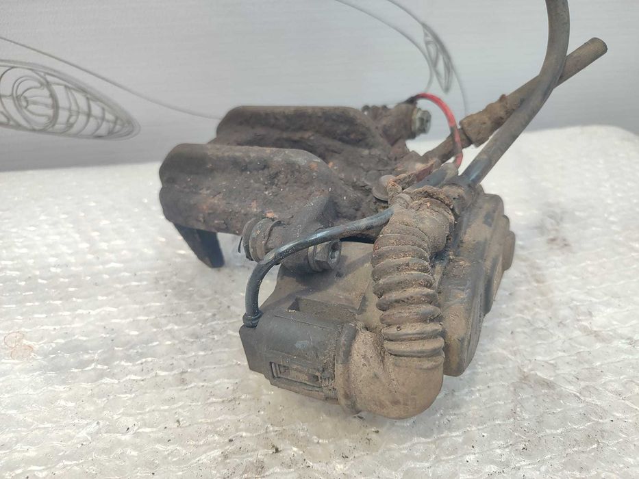 Etrier Frână Spate Stânga Cu Motoraș Electric Bmw 5 Series 2010-2016 / Cod Oem 32345699 (5D2)