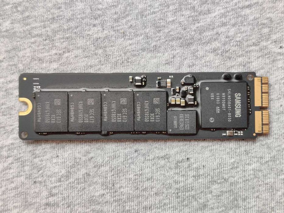 Оригинален за Apple MacBook Pro или Air SSD 256GB на Samsung