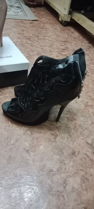 Продам обувь, недорого