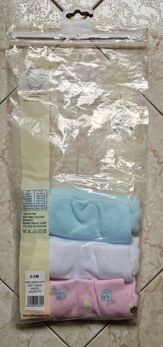 3 бр. нови бебешки бодита за момиче