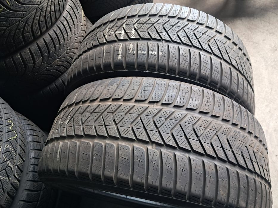Anvelope second hand iarna 275 35 R21 Pirelli T0 ELECT 2023