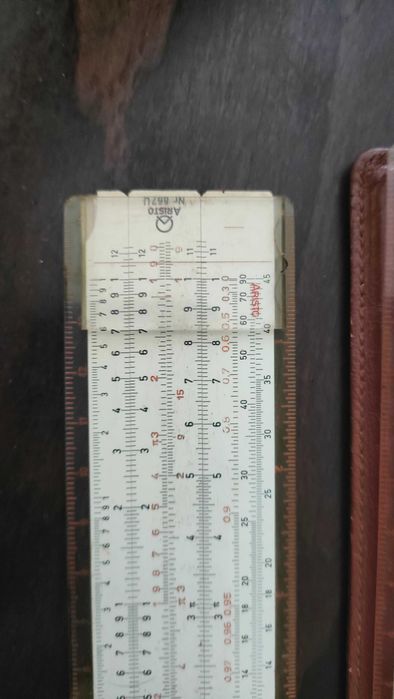 Продавам логаритмична линийка Aristo 867 + bonus