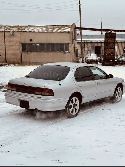 Продам нисан цефиро