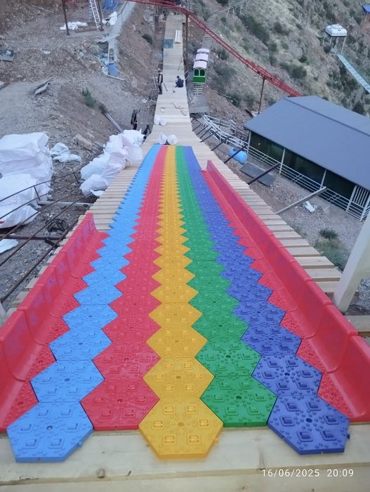 Тюбинг аттракцион. Atraksion sirpanchiq