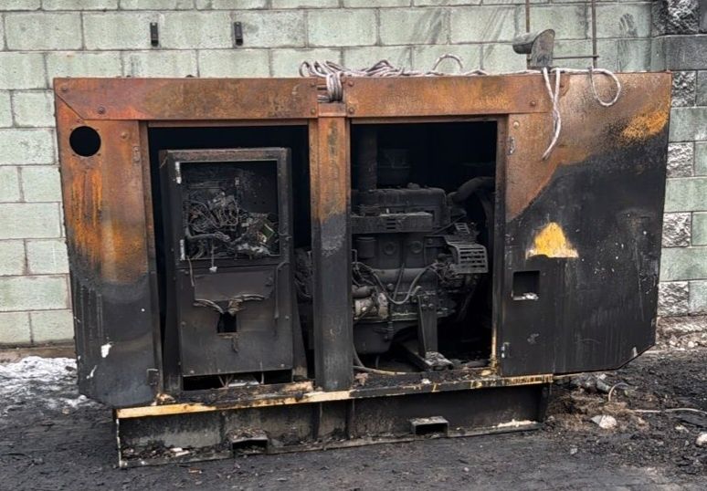 Продам генератор на запчасти