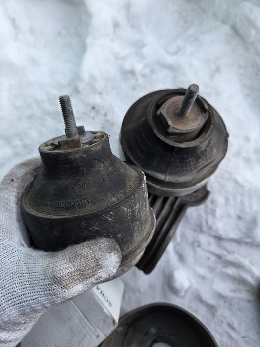 Ауди запчасти продам