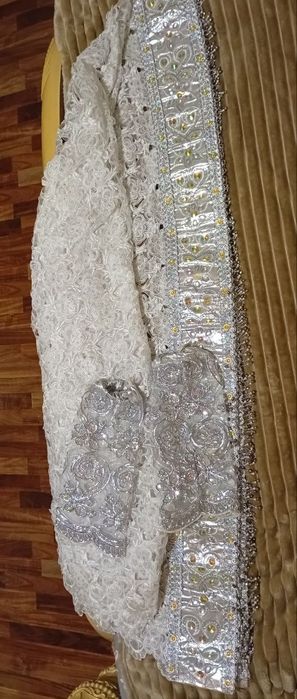 Samarqandda toʻr xalat