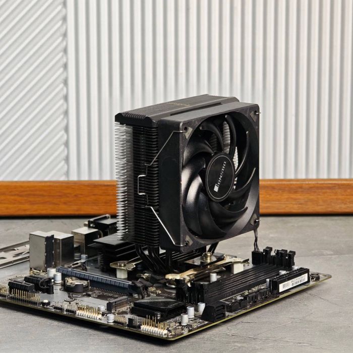 B760M D3H Gigabyte б/у идеал