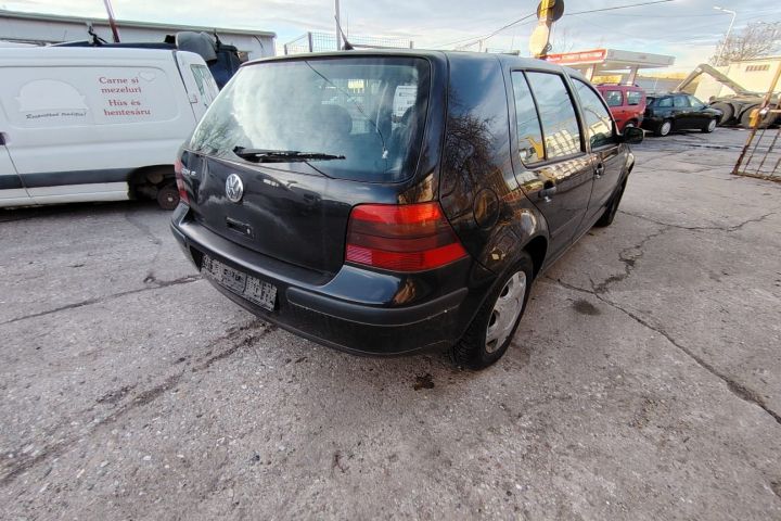 Ansamblu stergatoare parbriz volan pe stanga Volkswagen VW Golf 2001