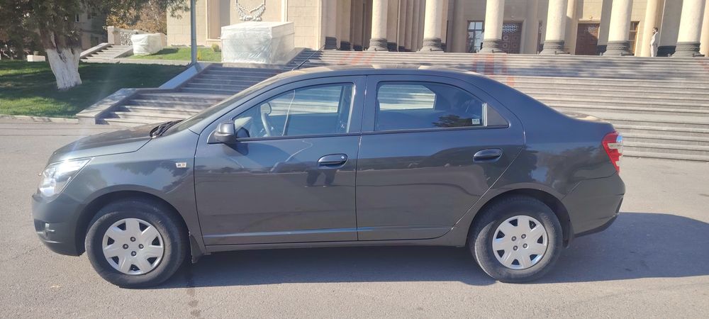 Автомобиль Cobalt