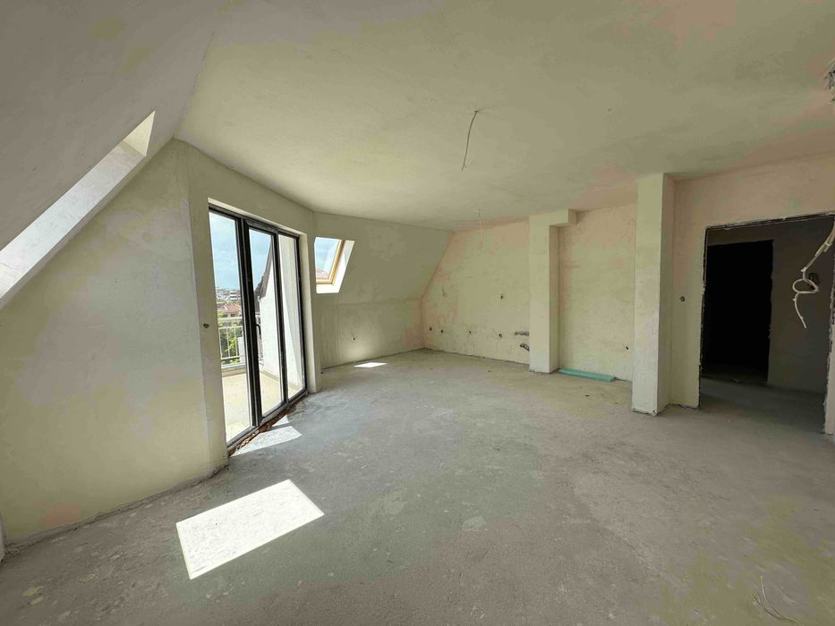 Продава се Мезонет в Пловдив, Център - 234 кв.м за 1350 €/кв.м - Снимка #1