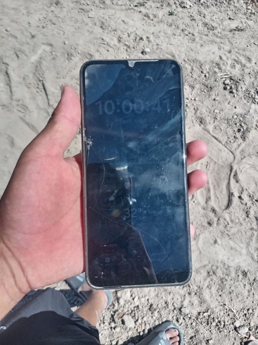 Samsung A13 64gb