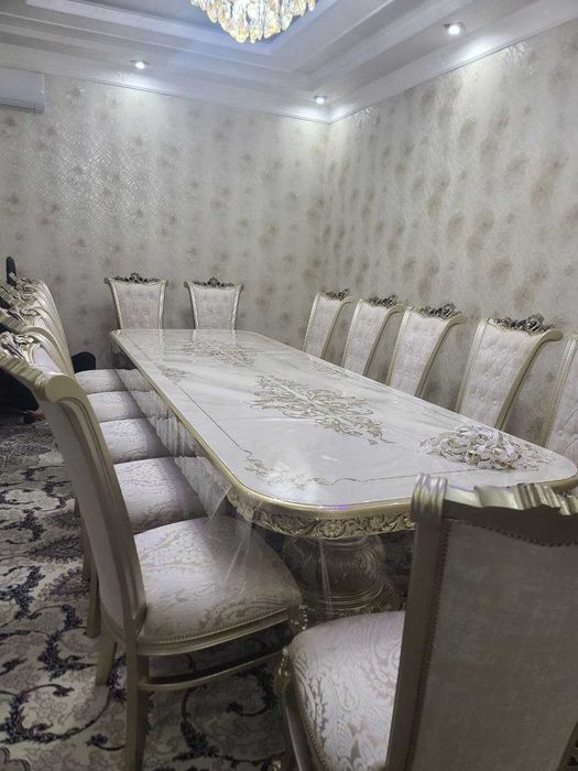 Stol va stul sotiladi.