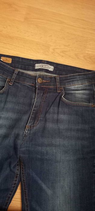 Pantalonii blugi bărbați noi M/48