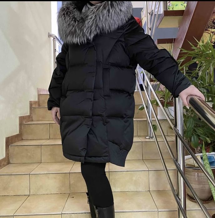 Продам зимний пуховик